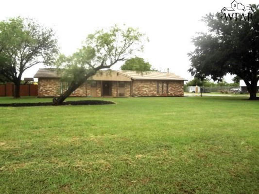 902 S COLLEGE AVE, HOLLIDAY, TX 76366 - Image 1