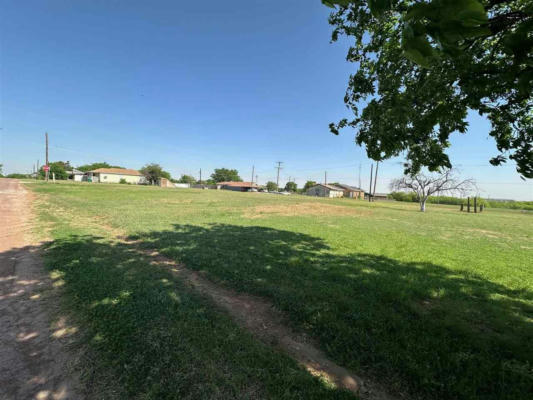 201 E LINCOLN AVE, ELECTRA, TX 76360, photo 4 of 6