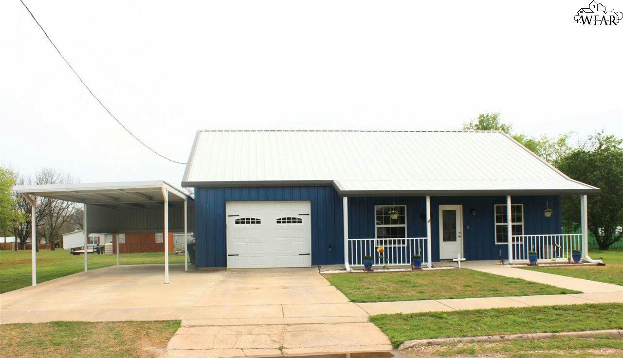 905 E COMMERCE ST, HENRIETTA, TX 76365, photo 1 of 28